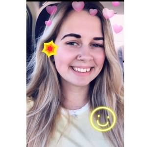 Meet your Posher, Kira